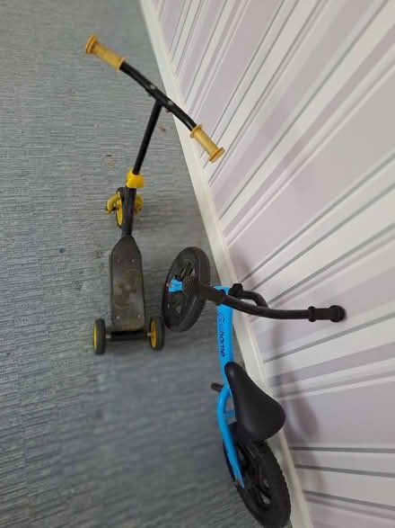 Photo of free Child's Bike & Batman Scooter (ONE LOT) (Harefield SO19) #2