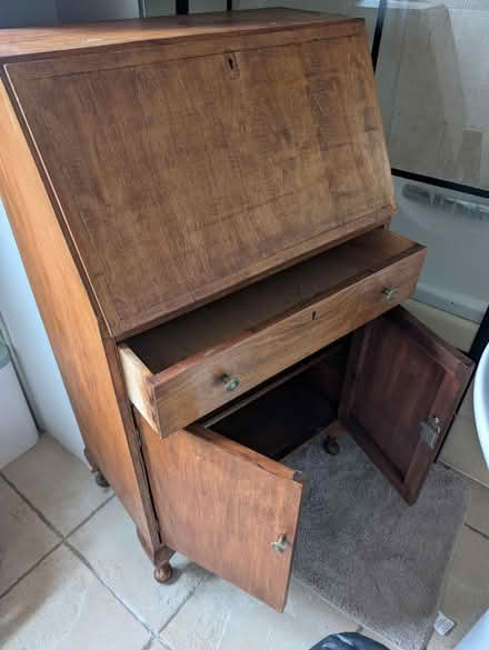 Photo of free Bureau (Westhill AB32) #1