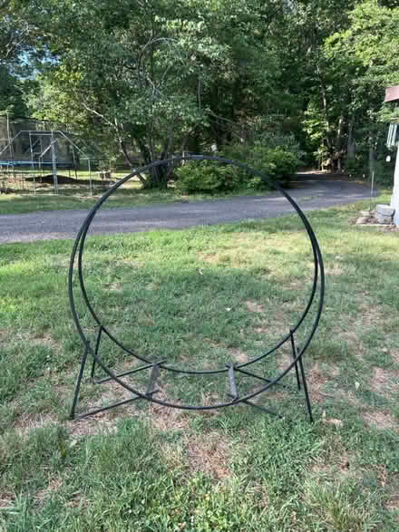 Photo of Circular firewood rack (Safeway, LaPlata, MD) #1