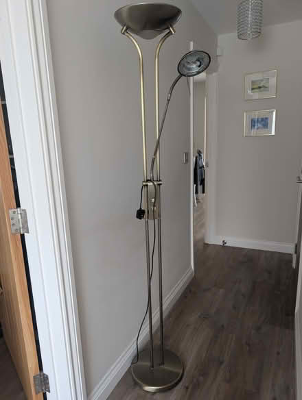 Photo of free Floor lamp (Beverley HU17) #1