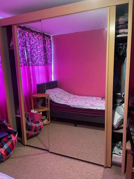 Photo of free Extremely large 2 sliding mirror door’s wardrobe. (Battersea SW11) #2