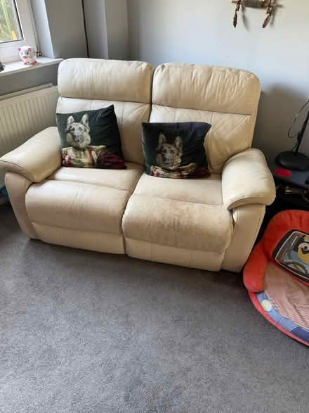 Photo of free Sofa and arm chair (Dunstable) #2