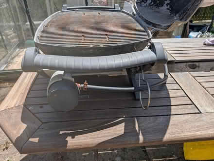 Photo of free Weber gas BBQ (Welwyn Village, AL6) #3