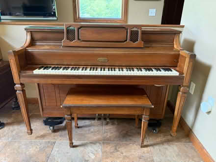 Photo of free PIANO and BENCH (Near murrysville) #1