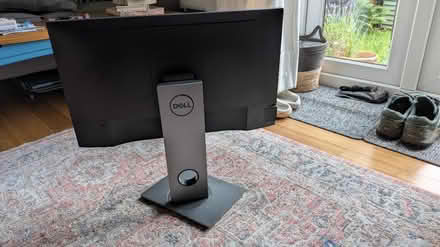 Photo of free 1440p monitor (Waterlooville PO7) #4