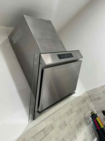 Photo of free Cooker hood, 60cm (Anstey Height’s LE4) #1