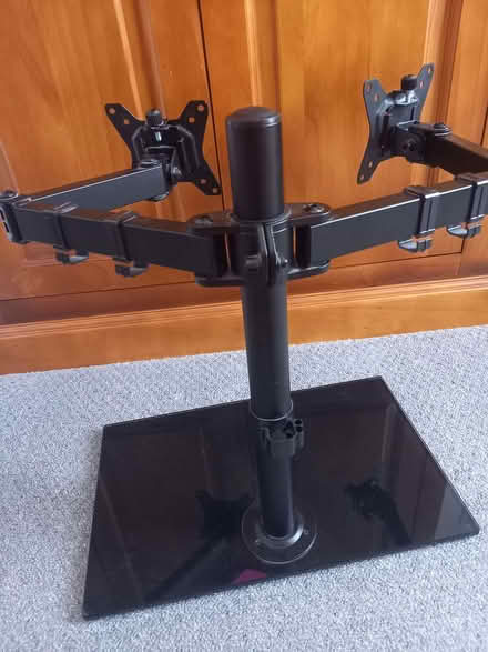 Photo of free Dual monitor holder (Gold St area NN8) #1