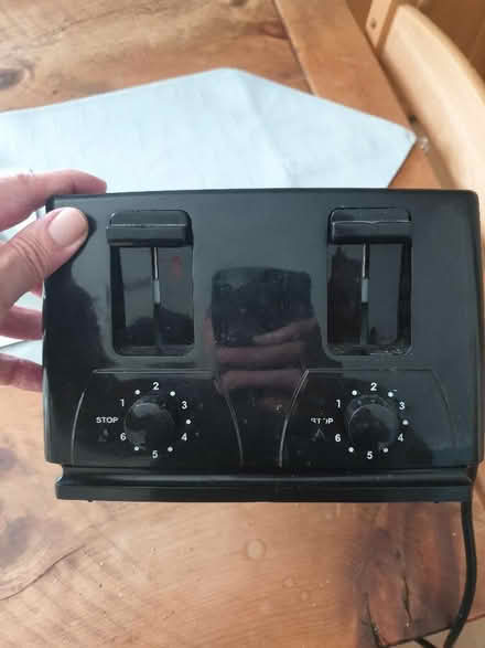 Photo of free 4 slice toaster (Denton M34) #3