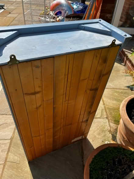 Photo of free Small wall shelf (Henley-On-Thames RG9) #3