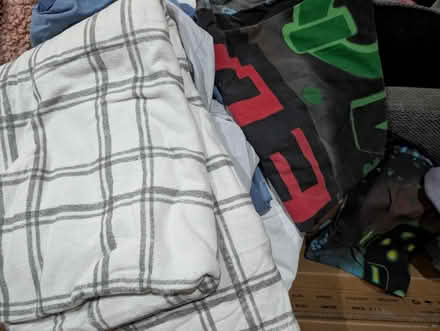 Photo of free Single bedding sets (yapton) #1