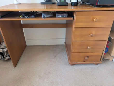 Photo of free Table desk (Laindon SS15) #1