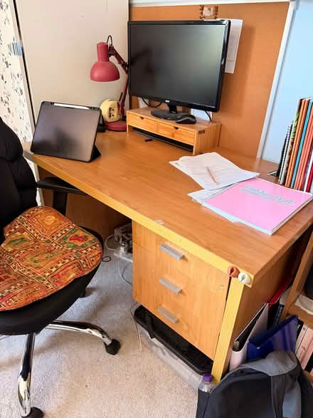 Photo of free Office table with 3 draws (Wokingham RG41) #3