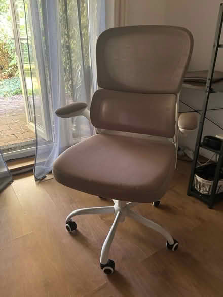 Photo of free Desk chair light grey (Brixton SW2) #1