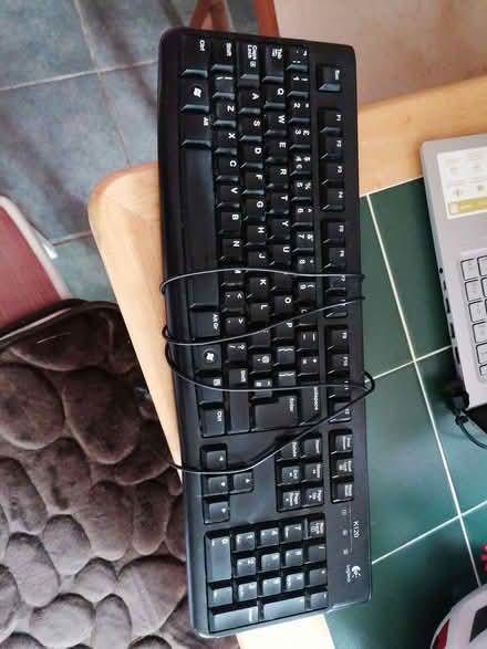 Photo of free Computer keyboard (Stirchley B30) #1