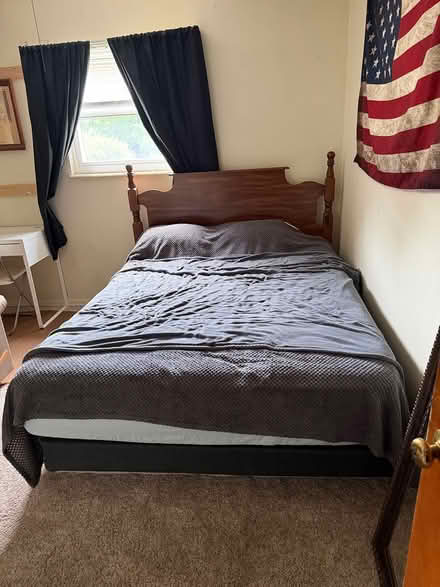 Photo of free Queen Bed (Middletown ohio) #1