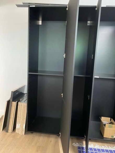 Photo of free kitchen cupboards (EC2A 4NJ) #2