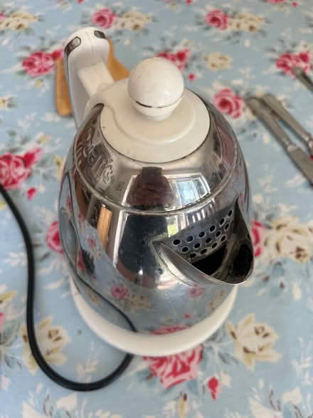 Photo of free Kettle (KT13) #2
