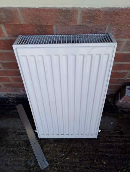Photo of free Small double radiator (Greenhill S8) #1