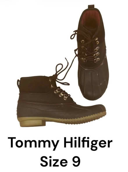 Photo of free Tommy Hilfiger Woman’s Boots (Brooklyn Storage) #1