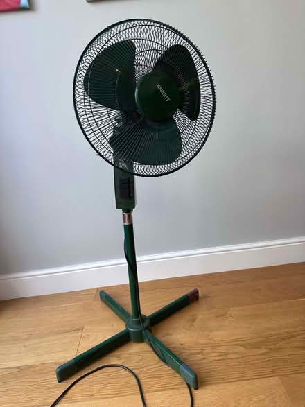 Photo of free Pedestal fan (Isleworth TW7) #1
