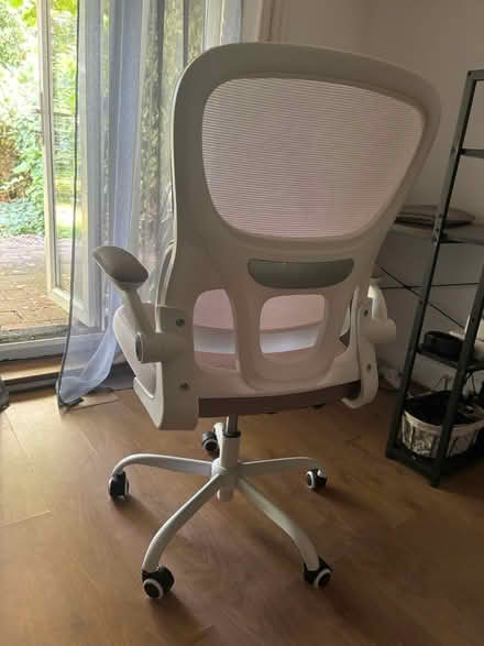Photo of free Desk chair light grey (Brixton SW2) #2