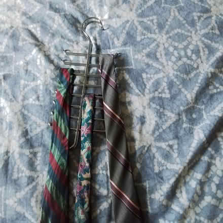Photo of free Hanging Tie Rack (Uplands / Riverside) #1