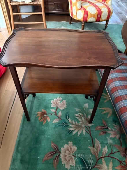 Photo of free Small table (Chiswick W4) #1