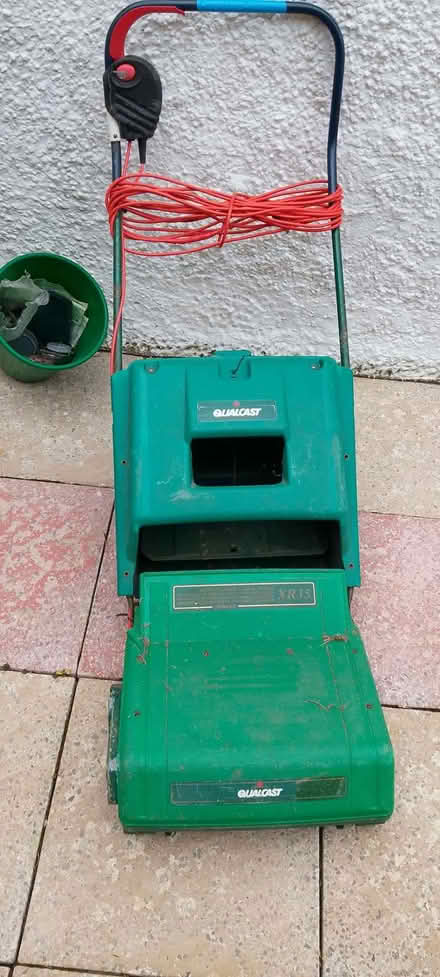 Photo of free lawn mower (Kingswells AB15) #1