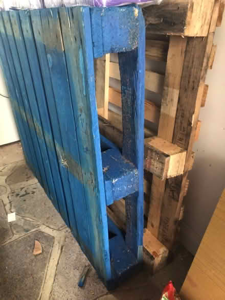 Photo of free 3 pallets (New Addington - Parkway CR0) #2