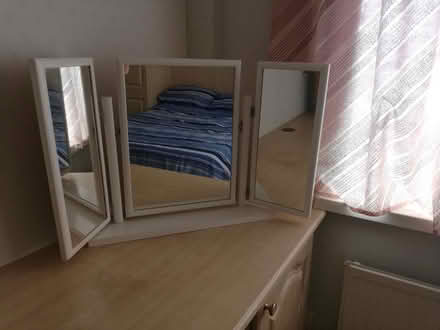 Photo of free Dressing Table Mirror (BS30) #1