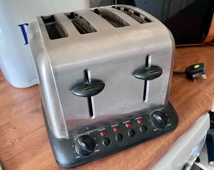 Photo of free Toaster four slice (Eastbourne BN21) #1