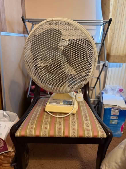 Photo of free Table Top Fan (Corringham SS17) #1