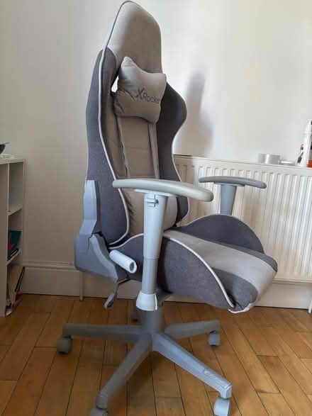 Photo of free gaming / desk chair (Southsea PO5) #4