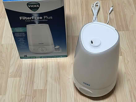 Photo of free Vicks Cool Mist Humidifier (Wolfe & Reed) #1