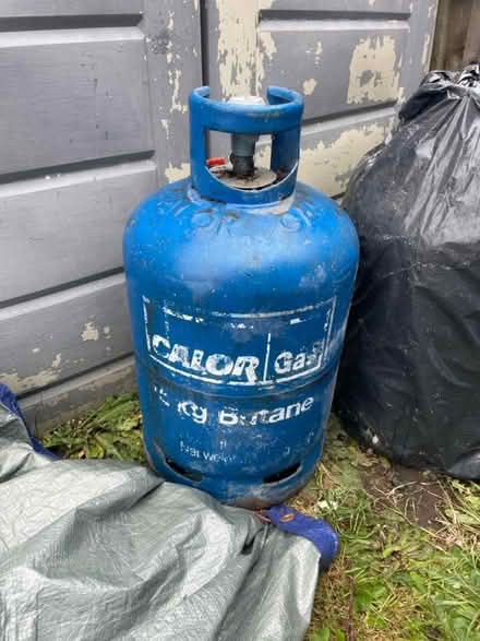 Photo of free CALOR GAS BOTTLE, FULL 13kg (Elm Park, Hornchurch RM12) #1