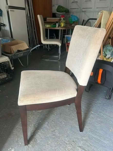 Photo of free 4 dining room chairs (Marshalswick AL4) #3