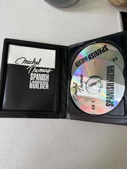 Photo of free Spanish language cds (Spital Meadow SL4) #2