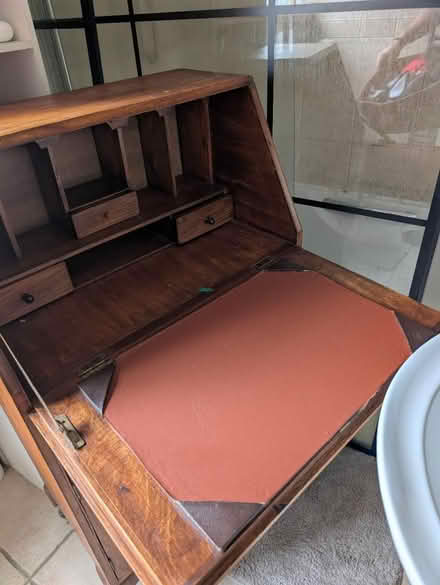 Photo of free Bureau (Westhill AB32) #4