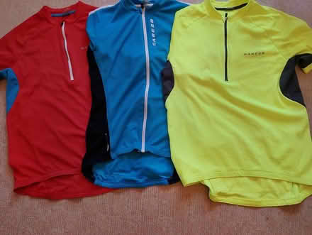 Photo of free Bundle of 3 cycling jerseys size M (Leeds LS16) #1