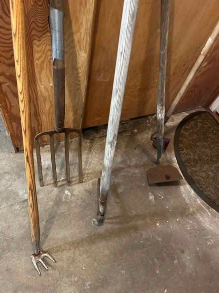 Photo of free Garden tools (Queen Anne) #1