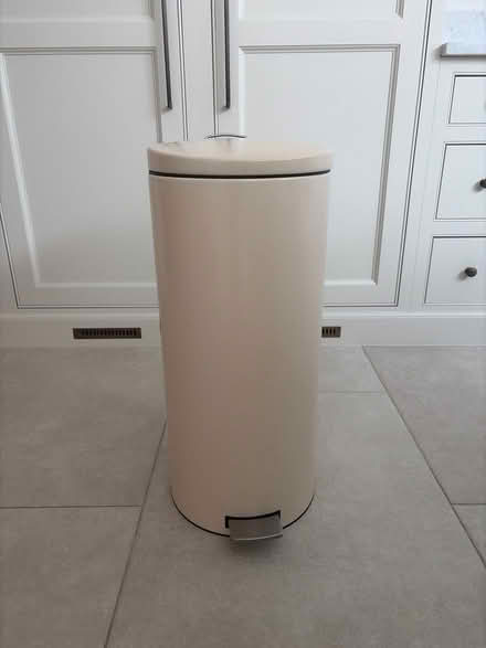 Photo of free Brabantia bin (St Margarets TW1) #1