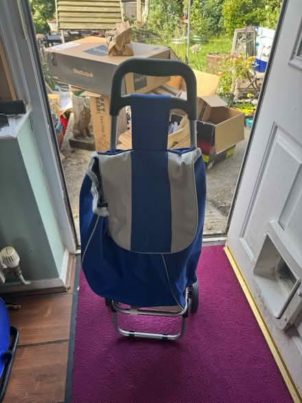 Photo of free Shopping teilley (Kimpton, SG4) #1