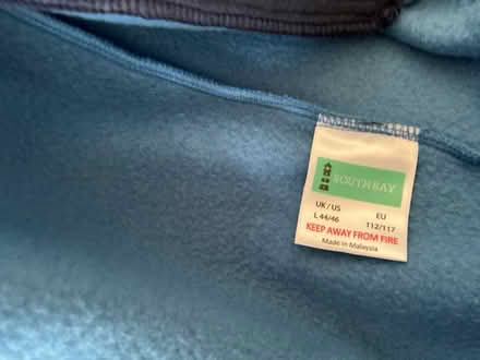 Photo of free Men’s Jacket (Liverpool 13 /Stoneycroft) #1