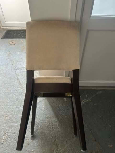 Photo of free 4 dining room chairs (Marshalswick AL4) #2
