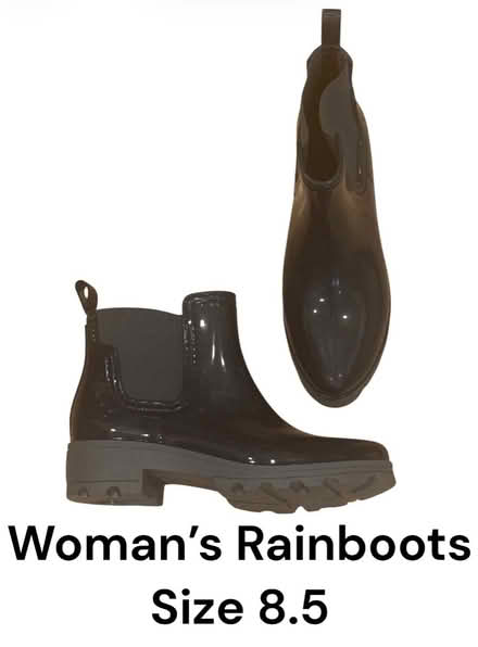 Photo of free Woman’s RainBoots (Brooklyn Storage) #1