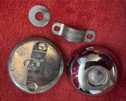 Photo of free 1980s bicycle bell - no thumb lever (Gleneagles area, Wboro NN8) #3
