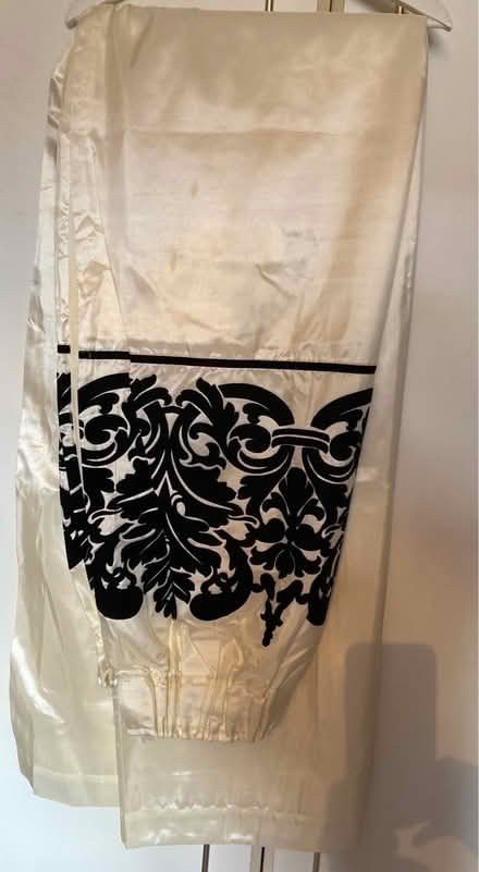Photo of free Pair cream curtains (Swindon SN5) #1