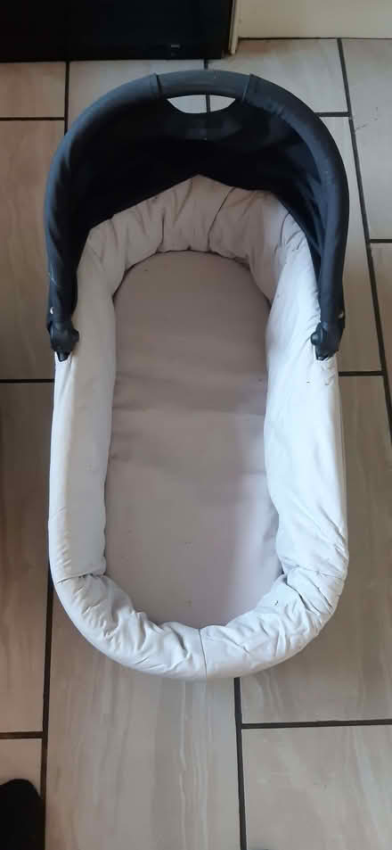 Photo of free Baby carrier 2 (Micklethwaite BD16) #3
