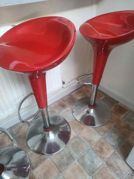 Photo of free Red adjustable stools (Cutteslowe OX2) #2