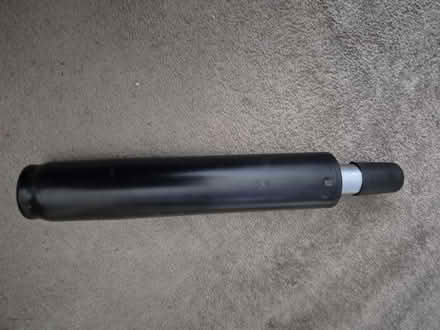 Photo of free Office chair new gas lift (Wolverhampton WV10) #1